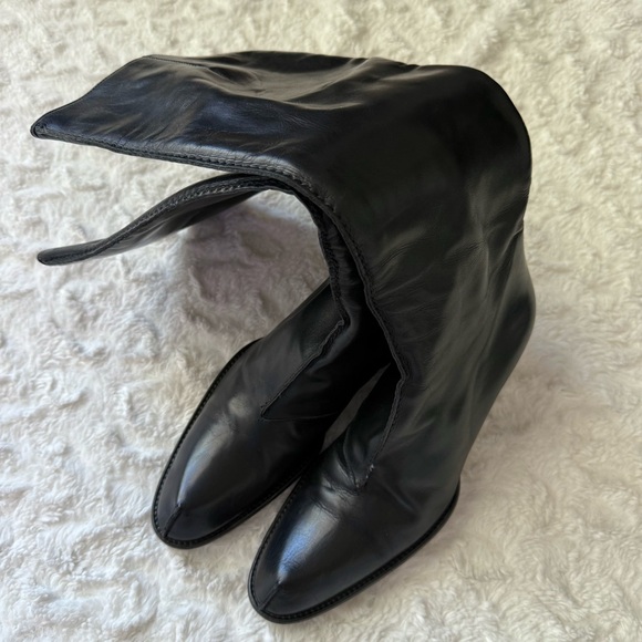 BALLY Fiora Elegant Out Seam Black Leather Knee-High Boots Italy Size 37 EU - Picture 2 of 16
